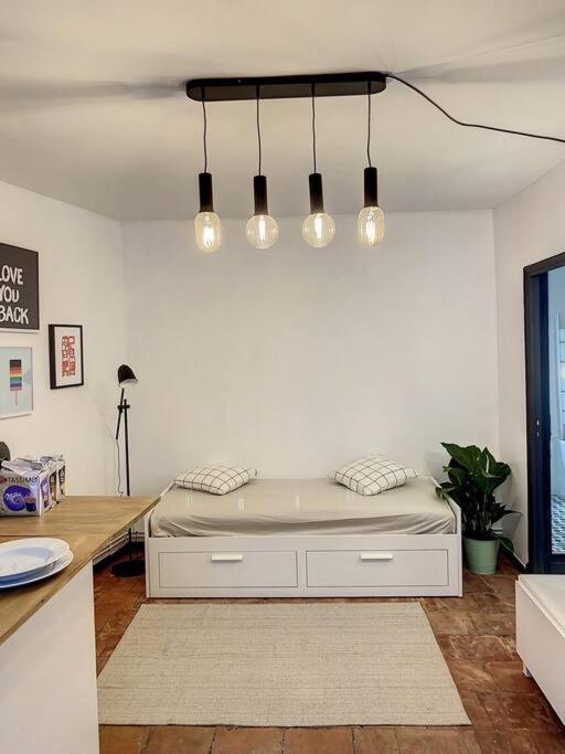 Ibiza -Sublime Studio Place De La Trinite- Netflix Apartment ตูลูส ภายนอก รูปภาพ